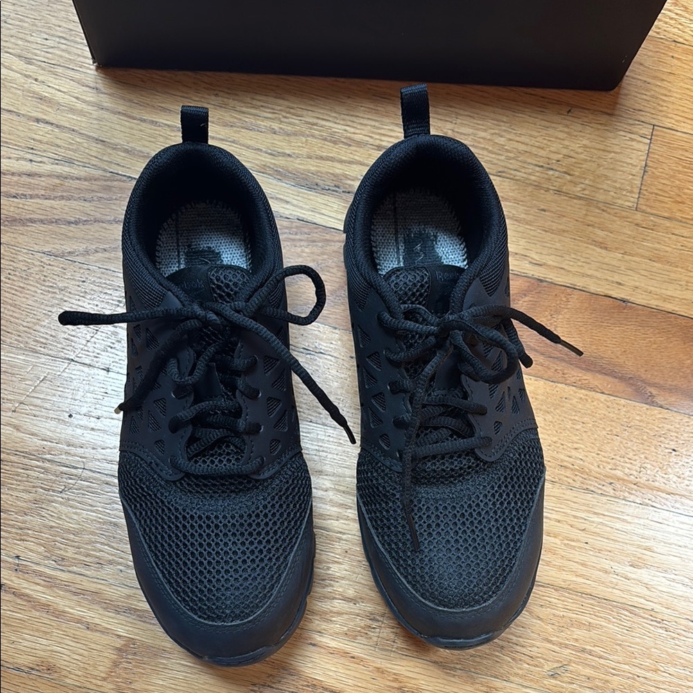 Reebok Black Sublite Cushion Work Shoes with Breathable Mesh women’s 7.5 - Picture 2 of 6